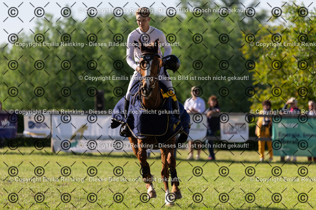 CL5A1515 | Emilia Reinking Fotografie - Realisiert mit Pictrs.com