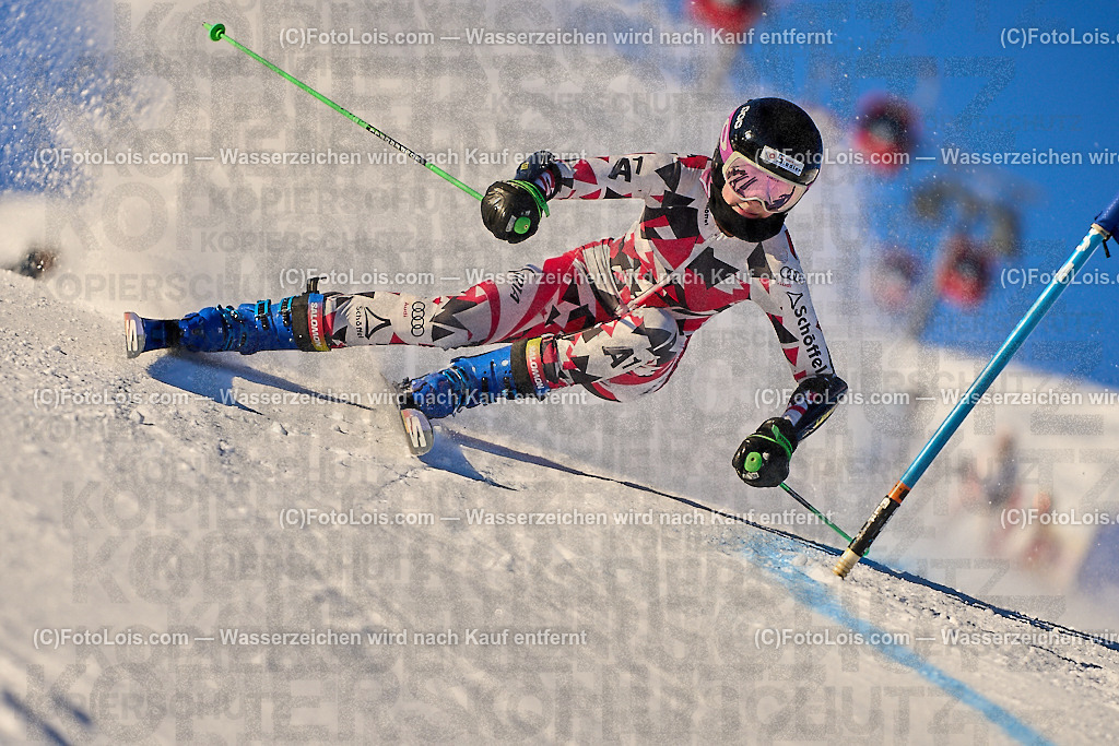 ALP2324_MASTERS-Cup_GS_Vorlaeufer | (C)FotoLois.com, Alois Spandl. FIS Masters-Cup Wildschönau, Giant Slalom auf der Piste Schatzberg GS, Siegerehrung auf dem Dorfplatz Niederau, Sa 13. Januar 2024.