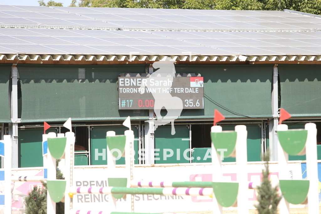 DL2Q1677 | Willkommen bei Brunnmayr - Design & Fotografie – Ihrem Spezialisten für Reitturniere und Pferdeveranstaltungen in Oberösterreich, Salzburg und Bayern! Seit über 17 Jahren sind wir leidenschaftlich dabei.