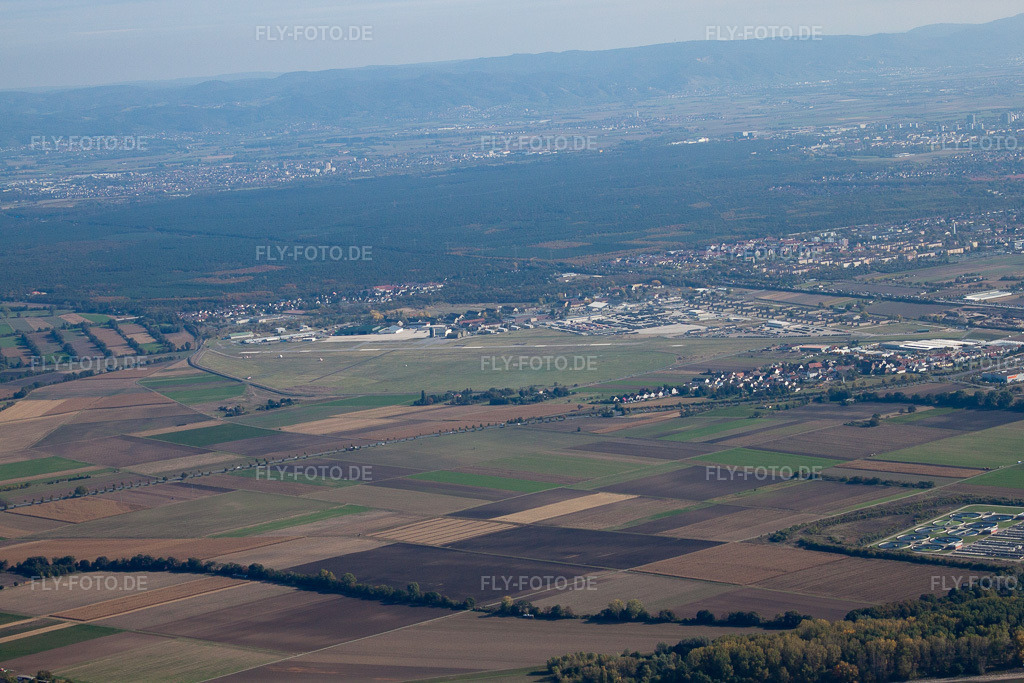 Luftbild: Sandhofen, Coleman Airfield im Ortsteil Sandhofen in Mannheim im Bundesland Baden-Württemberg in Deutschland. Foto: IMG_21755.jpg vom 09.10.2009 durch Werner Riehm/FLY-FOTO.de