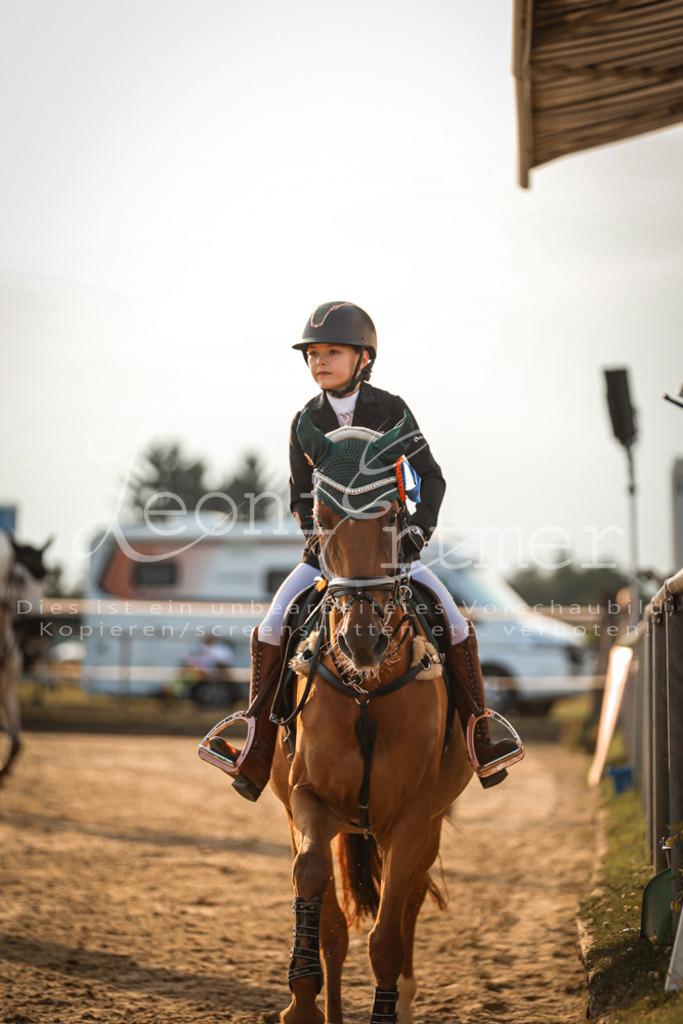 08.FrSpE00360 | Leoni Ertmer Photography - Realisiert mit Pictrs.com