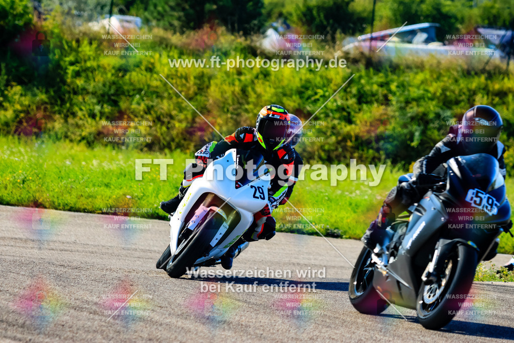 029-1945 | Hier findet Ihr Bilder von Touristenfahrten auf der Nürburgring Nordschleife oder von anderen Veranstaltungen die ich besucht habe. Viel Spass beim Durch Schauen 
