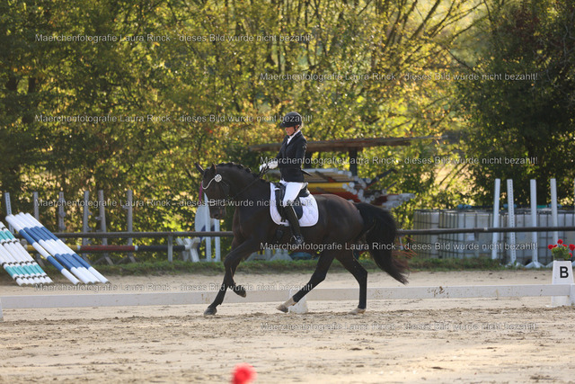 HG9A7572 | laurarinckfotografie - Realisiert mit Pictrs.com
