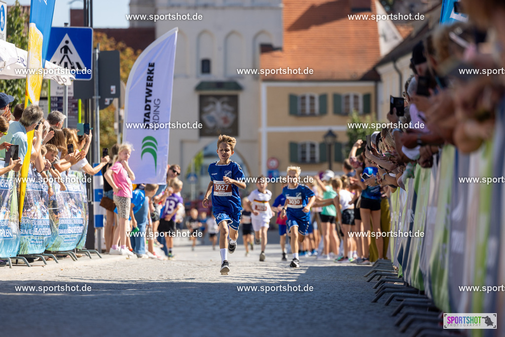 VJ__3132 | Stadtlauf Erding 2025 #stadtlauferding #erdingstadtlauf #stadtlauf_erding #laufmotivation #trisporterding #yourpictrs #sportshot_your_pictrs