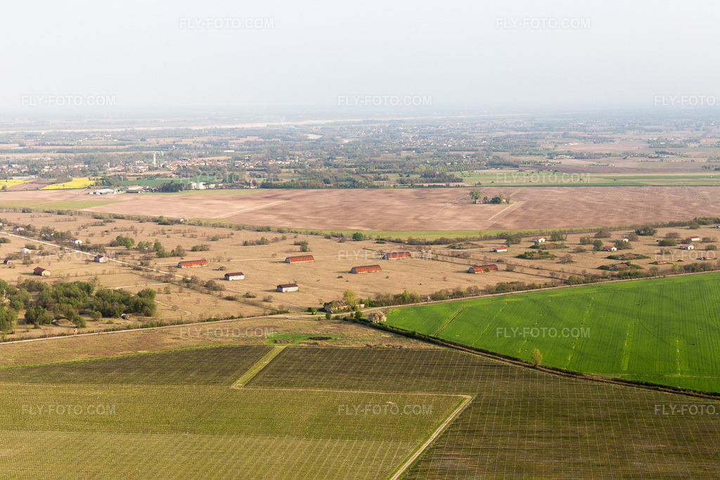 Aerial view: View of the town in Il Cristo in the state Friuli Venezia Giulia, Italy. – Photo: IMG_098776.jpg taken on 04/07/2017 by Werner Riehm/FLY-FOTO.com – Resolution of the original: 5472 x 3648 px