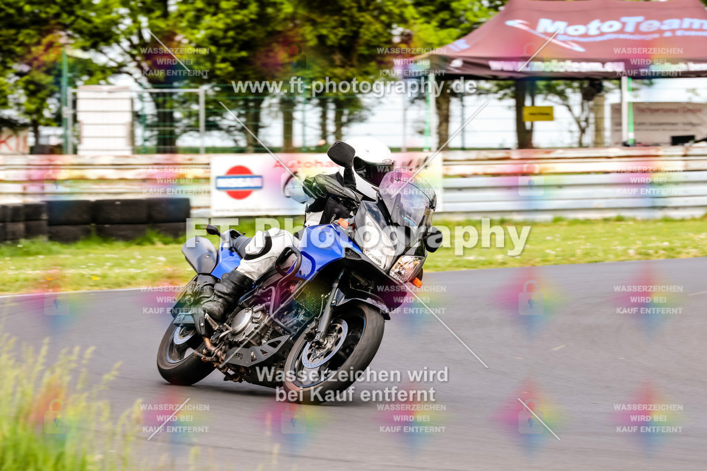 MotoTeamVBK-20784 | Hier findet Ihr Bilder von Touristenfahrten auf der Nürburgring Nordschleife oder von anderen Veranstaltungen die ich besucht habe. Viel Spass beim Durch Schauen 