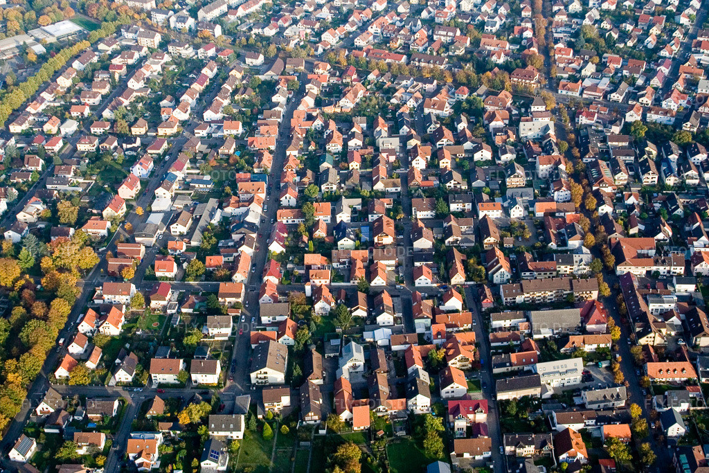Luftbild: Albgaustr im Ortsteil Forchheim in Rheinstetten im Bundesland Baden-Württemberg in Deutschland. Foto: IMG_14110.jpg vom 11.10.2008 durch Werner Riehm/FLY-FOTO.de