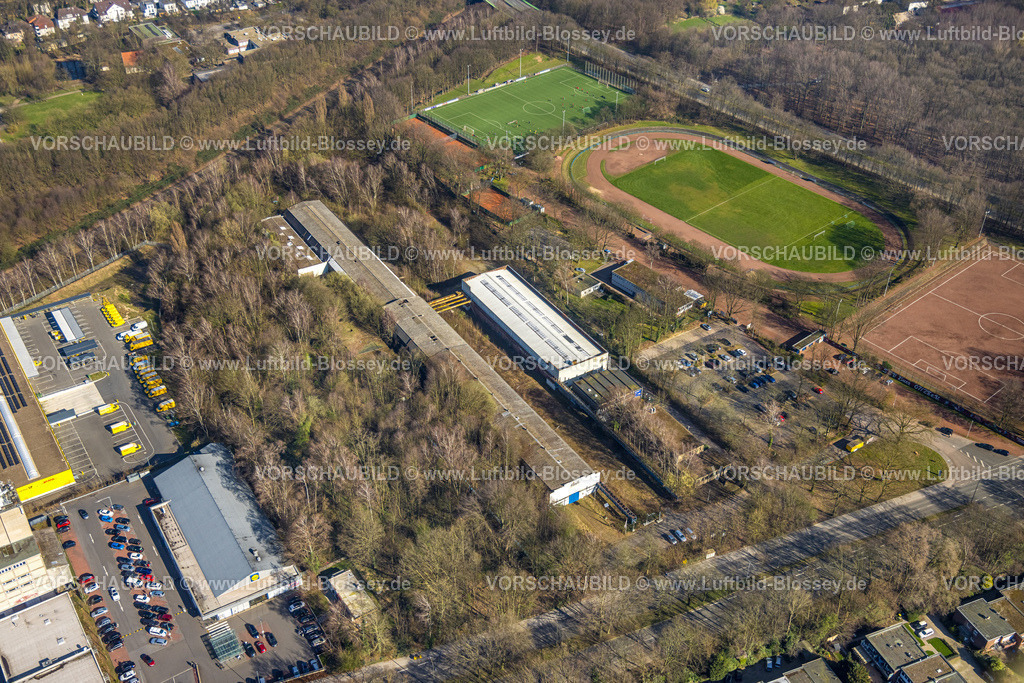 Gelsenkirchen240300168 | Luftbild, Sportanlage Löchterheide Fußballstadion und Tennisplätze, SSV Buer 07/28 e.V. Abteilung Fußball und Abteilung Tennis, Firmengelände der Valmont Mastbau GmbH, Buer, Gelsenkirchen, Ruhrgebiet, Nordrhein-Westfalen, Deutschland