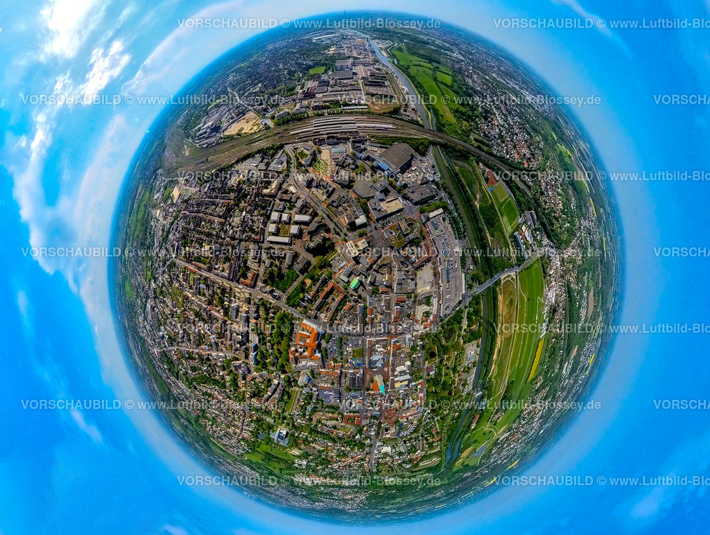 Hamm240590378Mitte_Hauptbahnhof | Luftbild, Hauptbahnhof Hbf Hamm, City Innenstadtansicht mit Allee-Center und evang. Pauluskirche, Fluss Lippe und Datteln-Hamm-Kanal, oben das Hafengebiet, Erdkugel, Fisheye Aufnahme, Fischaugen Aufnahme, 360 Grad Aufnahme, tiny world, little planet, fisheye Bild, Mitte, Hamm, Ruhrgebiet, Nordrhein-Westfalen, Deutschland