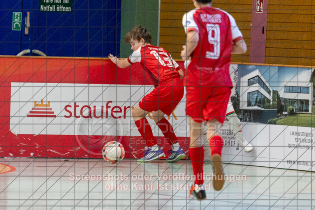 20251213_104222_0163 | FC Augsburg - SGM Do/Rei U1427. internationaler Prinzing Junior Cup in der Donzdorfer Lautertalhalle - 13.12.2025,Foto: PhotoPeet-Sportfotografie/Peter Harich