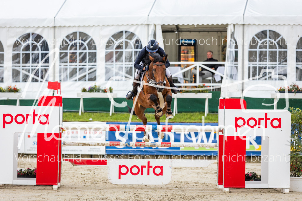 BHO-2PhSpr-M-083 | MomenTaufnahmen Pferdesportfotos