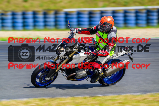 MaZZes_FotoMatrix_240724_6007705_1508 | GELB