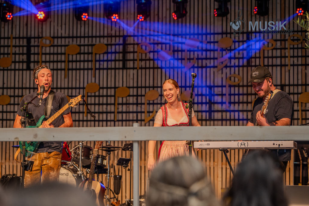 DSC_3281 | "Fussifoto.com – Ihr Ansprechpartner für hochwertige Fotografie! Entdecken Sie kreative Bilder und professionelle Dienstleistungen. Kontaktieren Sie uns für Ihre Projekte!"