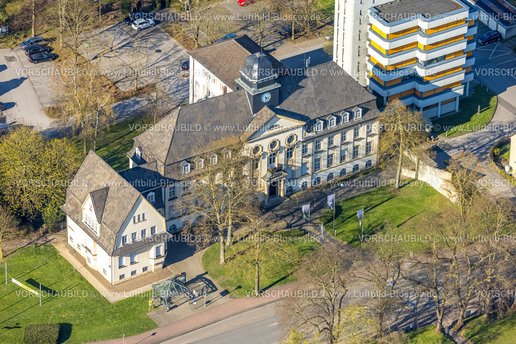 Selm250404737 | Luftbild, Amtshaus und Hochhaus Adenauerplatz, Bork, Selm, Münsterland, Nordrhein-Westfalen, Deutschland