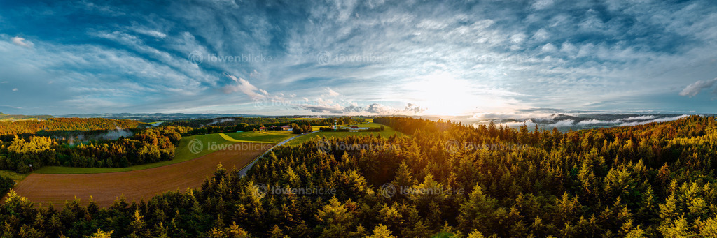 Reinhold-Maier-Turm in Breech aus der Luft | löwenblicke | shop