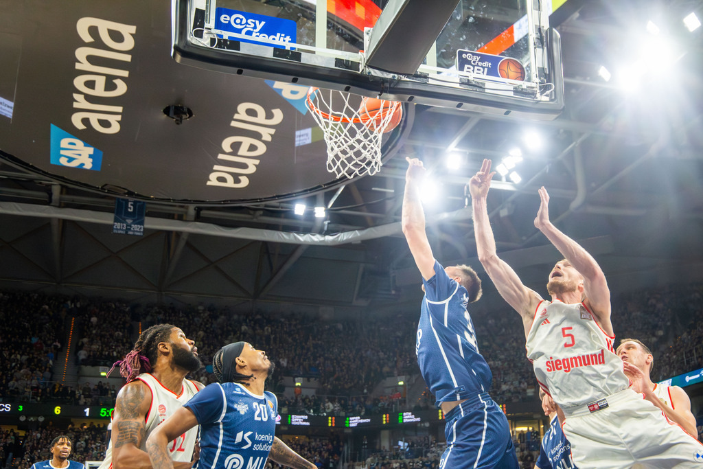 easy Credit BBL, Basketball Bundesliga, Saison 2024/25, 13. Spieltag: MLP Academics Heidelberg gegen FC Bayern München Basketball in der SAP-Arena Mannheim | easy Credit BBL, Basketball Bundesliga, Saison 2024/25, 13. Spieltag: MLP Academics Heidelberg gegen FC Bayern München Basketball in der SAP-Arena Mannheim - Realisiert mit Pictrs.com