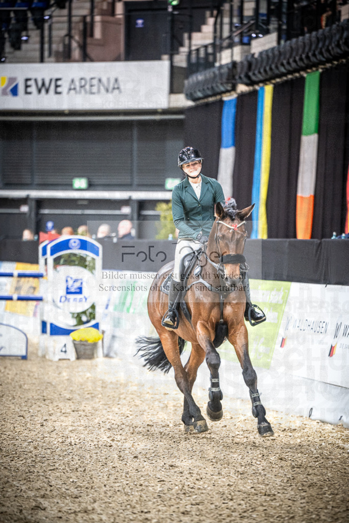 DOS_1921 | Entdecke hochwertige Reitturnierfotos von Foto Oger. Professionell, emotional und authentisch – jetzt Lieblingsmomente im Shop bestellen.Deutschlandweite Turnierfotografie. - Realisiert mit Pictrs.com