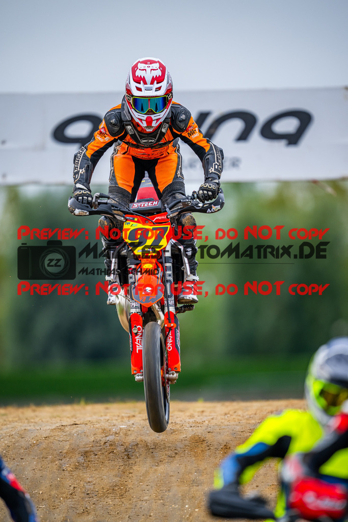 MaZZes_Fotomatrix_20240929_6007705_8260 | S4