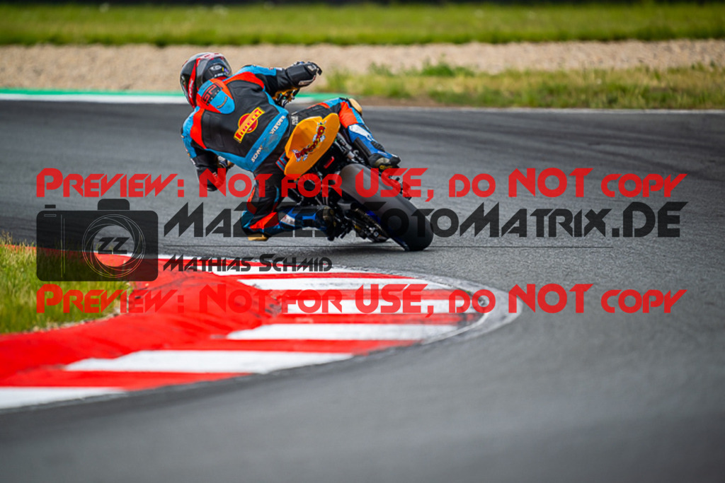 MaZZes_FotoMatrix_220520_6863 | Fotograf Mathias Schmid
Sportfotograf,
Eventfotograf,
Hochzeitsfotograf,
Portraitfotograf