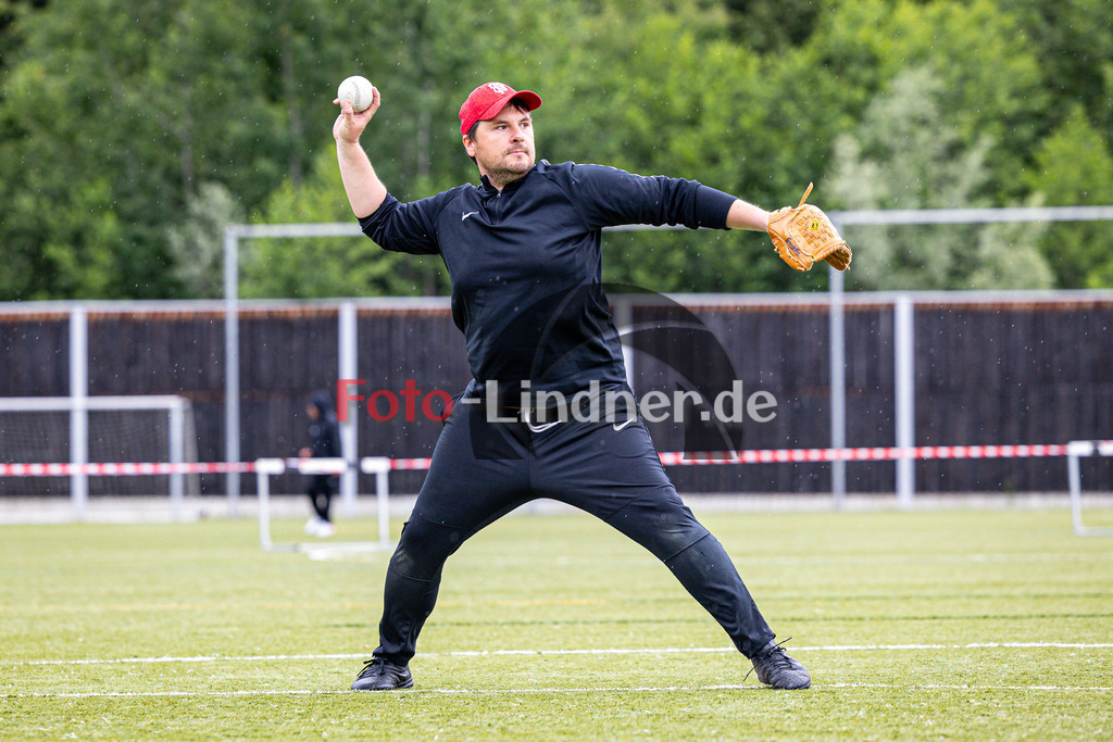 Stadtmeisterschaft Baseball Penzberg | Stadtmeisterschaft Baseball Penzberg, Stadtmeisterschaft Baseball Penzberg, 20240615,,2024-06-15 in Penzberg (Nonnenwaldstadion)Copyright: WolfgangxLindner www.foto-lindner.de