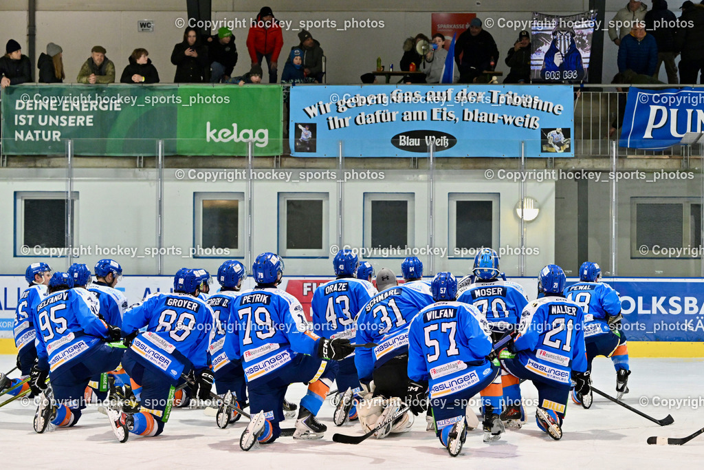 ESC Steindorf vs. ESV Ferlach  | ESC Steindorf Mannschaft feiert mit Fans, ESC Steindorf vs. ESV Ferlach , ESC Steindorf vs. ESV Ferlach  am 15.02.2026 in Steindorf (Ossiachersee Halle), Austria, (Photo by Bernd Stefan)