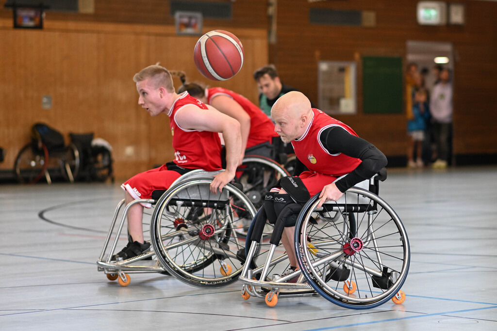 2025-11-30-Ralph_Kunze-4559 | Ralph Kunze - Realisiert mit Pictrs.com