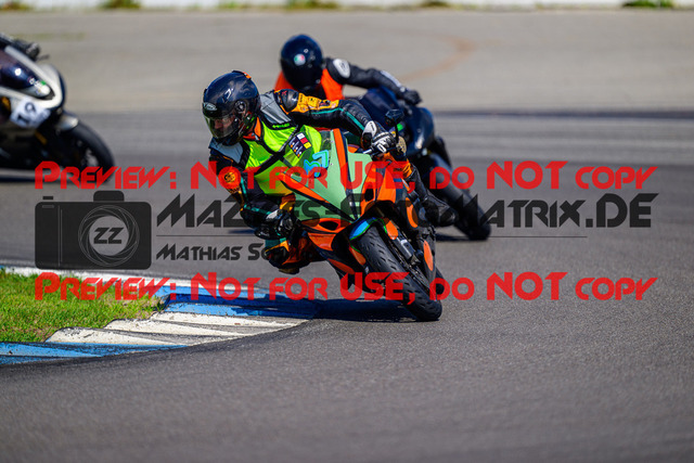 MaZZes_FotoMatrix_240520_6021986_8938 | INST