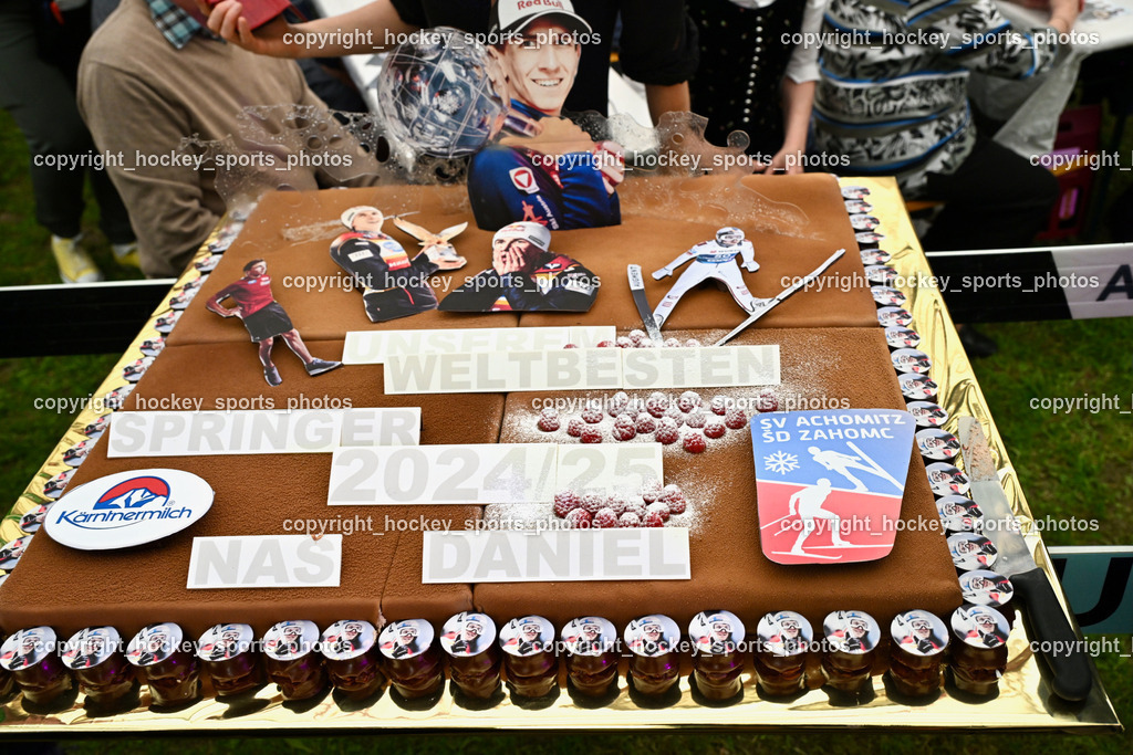 Empfang Daniel Tschofenig | Tschofenig Torte, Empfang Daniel Tschofenig, Empfang Daniel Tschofenig am 10.05.2025 in Hohenthurn (Mehrzweckhaus Hohenthuurn), Austria, (Photo by Bernd Stefan)