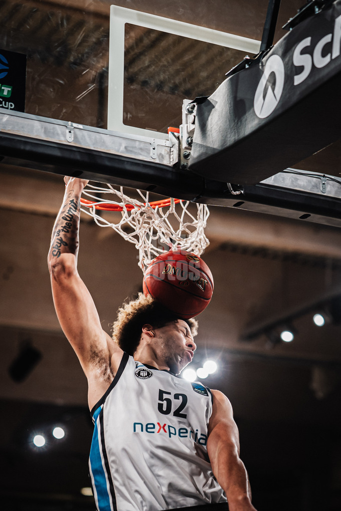 Basketball | Männer | Saison 2025/2026 | BKT EuroCup | Veolia Towers Hamburg vs. Bahcesehir College Istanbul | 14.10.2025 | Zacharie Perrin (#52, Veolia Towers Hamburg)