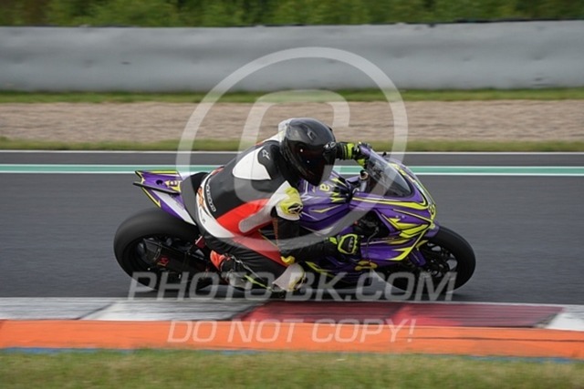 2024_08_09_PBK_12224 | Sportfotografie; SlowMotion; Video; Rennstrecke; Hafeneger; Speer; Racing; RSE; BMW; CBO; Trackday; Motorsportarena; Hockenheimring; Brno; Most; Barcelona; Valencia