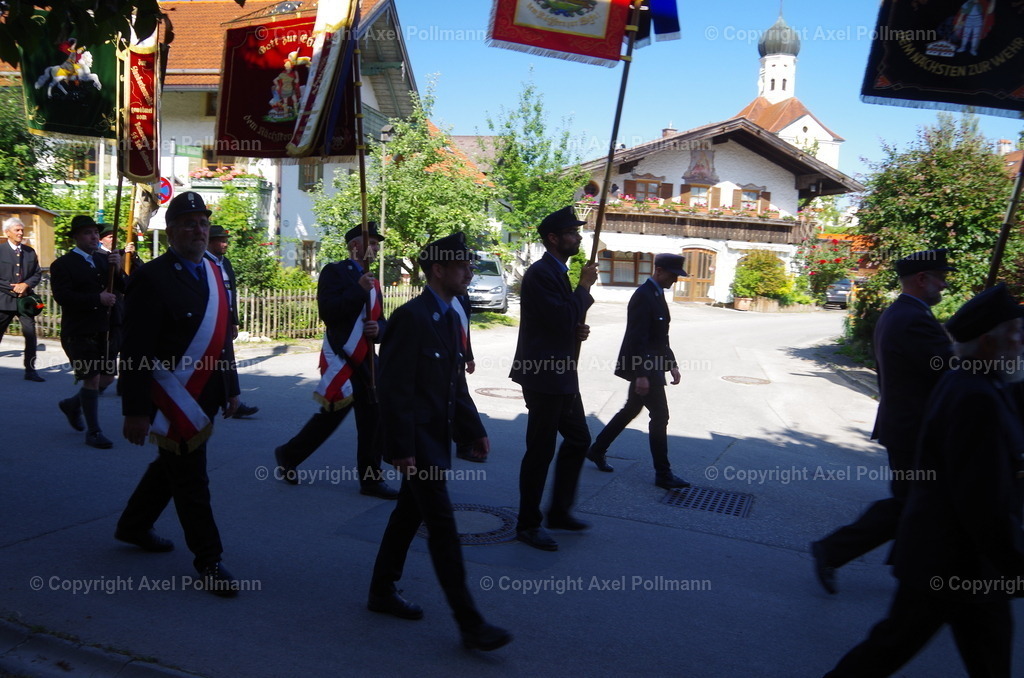IMGP5211 | fotografiert von Axel PollmannLeonhardi Wallfahrt Benediktbeuern und Murnau, Fronleichnam, Fasching, Landschaft im Loisachtal und Benediktbeuern  - Realisiert mit Pictrs.com