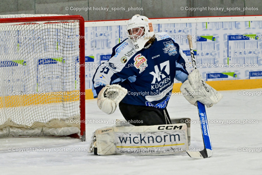 ESV FERLACH vs. ESC SOCCERZONE STEINDORF | #35 Mayronig Marco ESC Steindorf, ESV FERLACH vs. ESC SOCCERZONE STEINDORF, ESV FERLACH vs. ESC SOCCERZONE STEINDORF am 22.11.2024 in Ferlach (Eishalle Ferlach ), Austria, (Photo by Bernd Stefan)