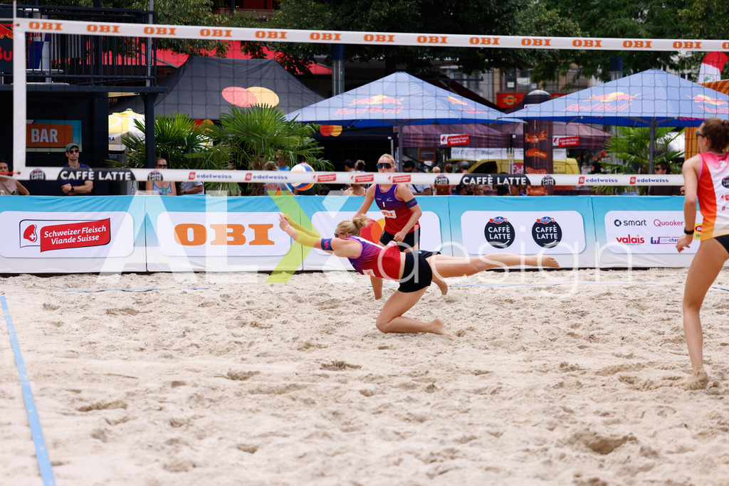 Obi BeachTour 2026 - Basel | BASEL, SWITZERLAND - JULY 17: ANJA GÄHWILER (SUI) during the Obi BeachTour 2026 match between FLÜCKIGER / DEMIERRE (SUI) and EUGSTER / GÄHWILER (SUI) at Barfüsserplatz on July 17, 2026 in Basel, Switzerland. - Realisiert mit Pictrs.com