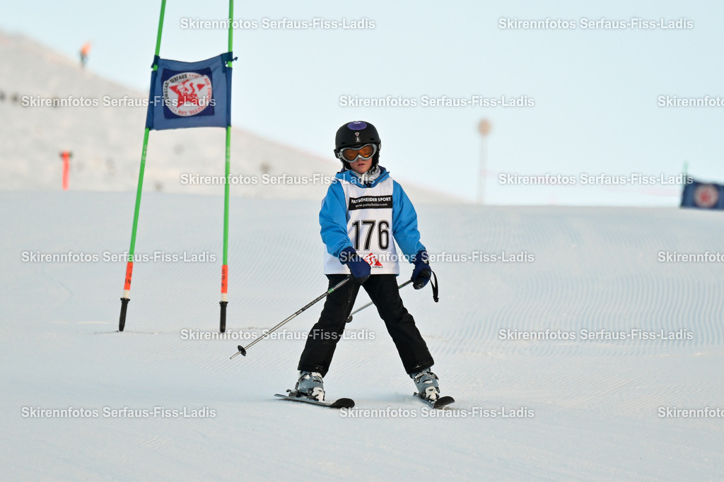 SRS_26.12.2025_0040 | SRS_26.12.2025_0040 - Realisiert mit Pictrs.com