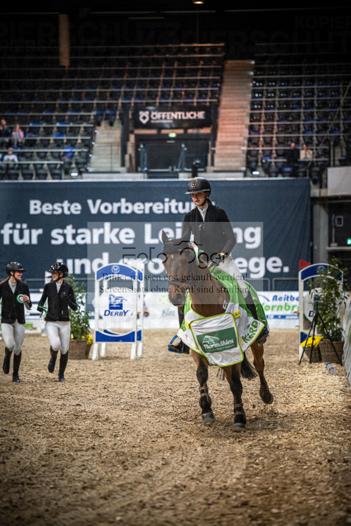 DOS_0169 | Entdecke hochwertige Reitturnierfotos von Foto Oger. Professionell, emotional und authentisch – jetzt Lieblingsmomente im Shop bestellen.Deutschlandweite Turnierfotografie. - Realisiert mit Pictrs.com
