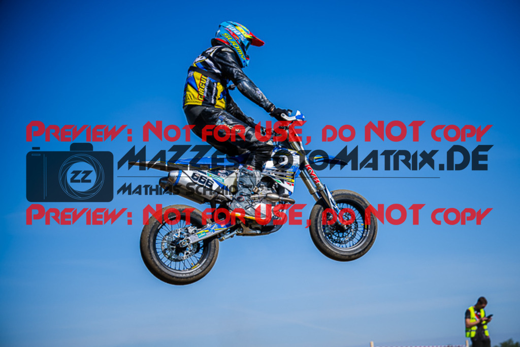 MaZZes_FotoMatrix_220904_3666 | UE40