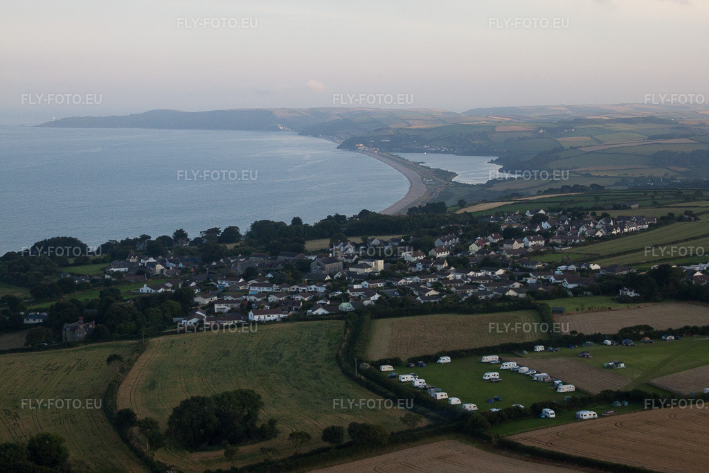 Vue aérienne: Vue de la ville à Strete dans le département Angleterre, Grande Bretagne. Photo: IMG_19839.jpg prise le 25/07/2009 par Werner Riehm/FLY-FOTO.eu – Résolution de l'original: 4752 x 3168 px