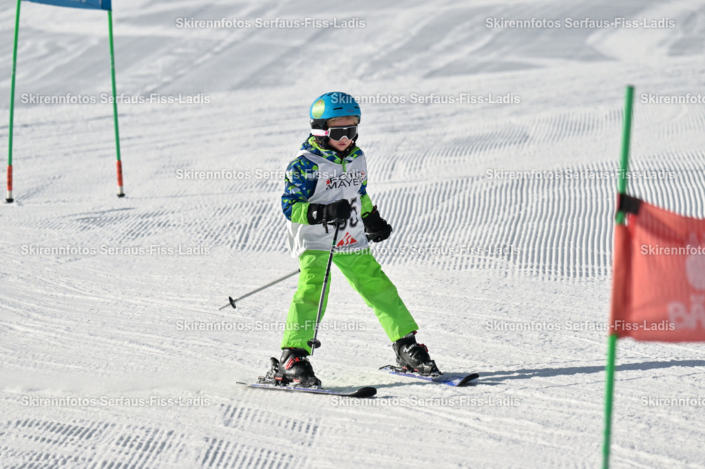 SRS_19.12.2025_0145 | SRS_19.12.2025_0145 - Realisiert mit Pictrs.com