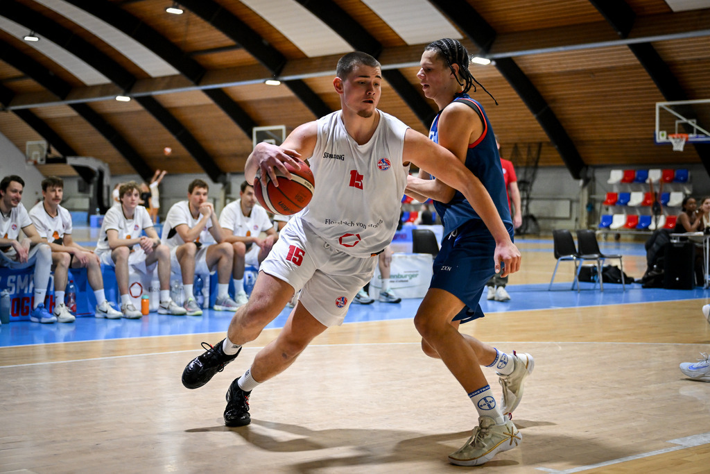 gml_014 | Fotos von Basketballspielen aus dem Raum NRW fotografiert von Gero Mueller-Laschet und Daniel Schaefer - Realisiert mit Pictrs.com