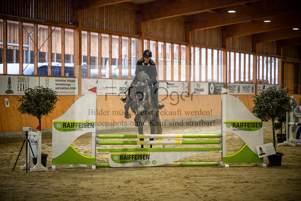 DOS_0221 | Entdecke hochwertige Reitturnierfotos von Foto Oger. Professionell, emotional und authentisch – jetzt Lieblingsmomente im Shop bestellen.Deutschlandweite Turnierfotografie. - Realisiert mit Pictrs.com