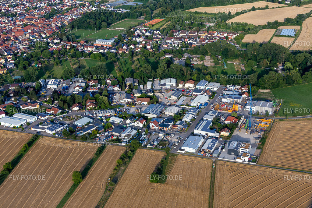 Liedolsheim Gewerbegebiet SW https://www.dettenheim.de | Luftbild: Liedolsheim Gewerbegebiet SW https://www.dettenheim.de im Ortsteil Liedolsheim in Dettenheim im Bundesland Baden-Württemberg in Deutschland. Foto: IMG_133422.jpg vom 12.07.2022 durch ©2025 Werner Riehm fly-foto.de/copyright - Realisiert mit Pictrs.com