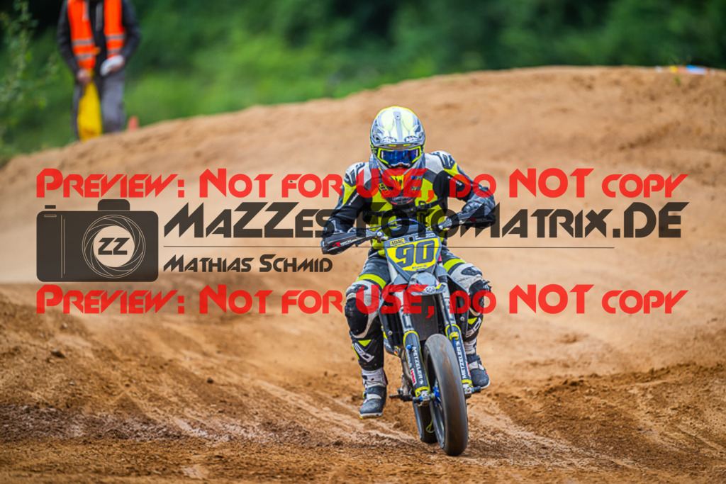 MaZZes_FotoMatrix_220528_8199 | Fotograf Mathias Schmid
Sportfotograf,
Eventfotograf,
Hochzeitsfotograf,
Portraitfotograf