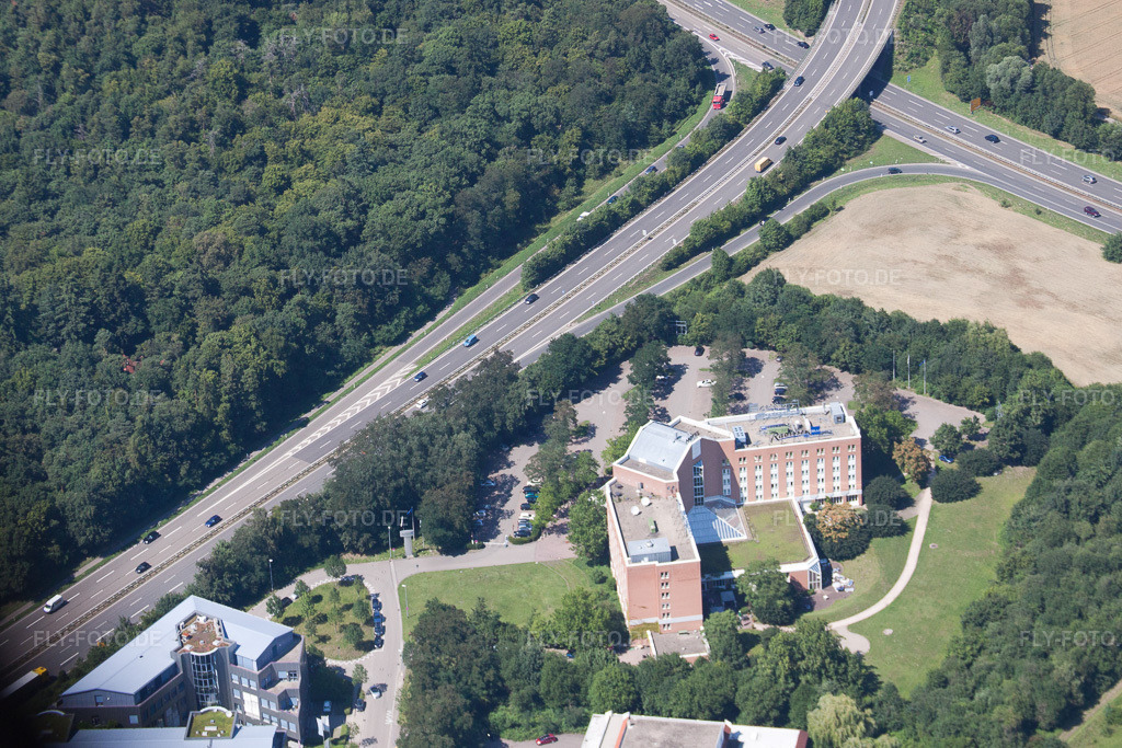 Luftbild: Raddisson Blu in Ettlingen im Bundesland Baden-Württemberg in Deutschland. Foto: IMG_42023.jpg vom 27.06.2011 durch Werner Riehm/FLY-FOTO.de
