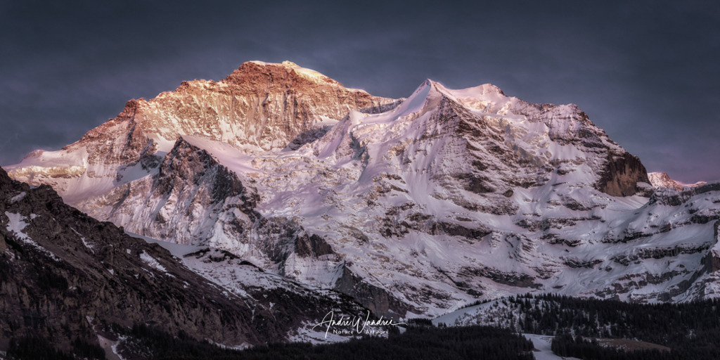 Blick aufs Jungfraumassiv | Andre Wandrei - Nature Artworx - Realisiert mit Pictrs.com