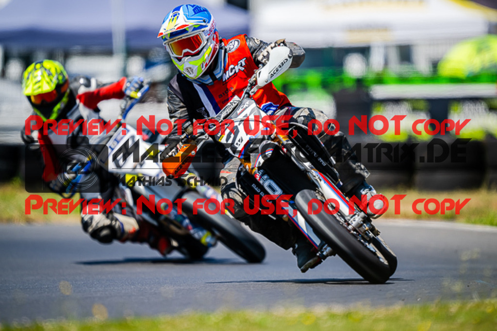 MaZZes_FotoMatrix_220703_2767 | UE40