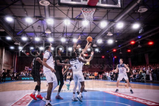 Barmer 2. Basketball Bundesliga ProA: Rheinstars Koeln vs. VfL SparkassenStars Bochum, 08.03.26 | Köln, 08.03.26 - Maximilian Begue (Rheinstars Köln, 9) an Spieltag 26 während des Spiels der Barmer 2. Basketball Bundesliga ProA: Rheinstars Koeln vs. VfL SparkassenStars Bochum in der Motor World in Köln.
