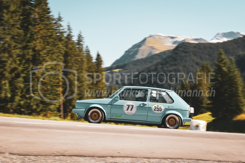 21. Arosa ClassicCar 2025 - 6. =September= 2025 | Gerald Haas aus Wollerau/Arosa (SUI) in einem VW Golf aus dem Jahre 1983 mit Startnummer 255 am Arosa ClassicCar 2025 in der Kategorie Classic Trophy..@arosaclassiccar, @arosa.official, #arosaclassiccar, #arosa, #76curves, #classiccarBild: Sportfotografie Markus Aeschimann | www.markus-aeschimann.ch - Realisiert mit Pictrs.com
