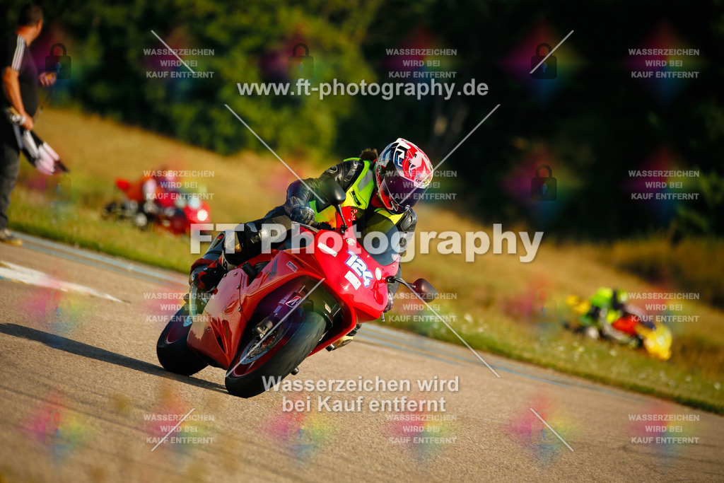 _MOT5708 | Hier findet Ihr Bilder von Touristenfahrten auf der Nürburgring Nordschleife oder von anderen Veranstaltungen die ich besucht habe. Viel Spass beim Durch Schauen 