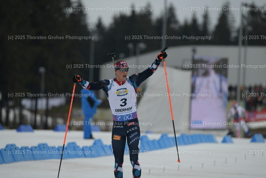 BMW IBU World Cup Biathlon - Oberhof (GER) 2024, 06.01.2024 | BMW IBU World Cup Biathlon - Oberhof (GER) 2024, MÄNNER 12,5 KM VERFOLGUNG am 06.01.2024 in ARENA AM RENNSTEIG in Oberhof, (Germany)

Image: Endre Stroemsheim NOR - Realisiert mit Pictrs.com
