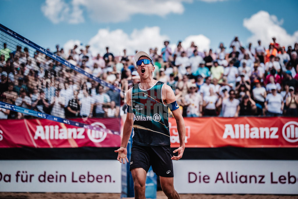 Beachvolleyball | Männer | Allianz German Beach Tour 2025 | Tourstop München | 12.07.2025 | Momme Lorenz jubelt
